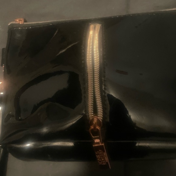 Like New make up bag or clutch - Picture 3 of 4